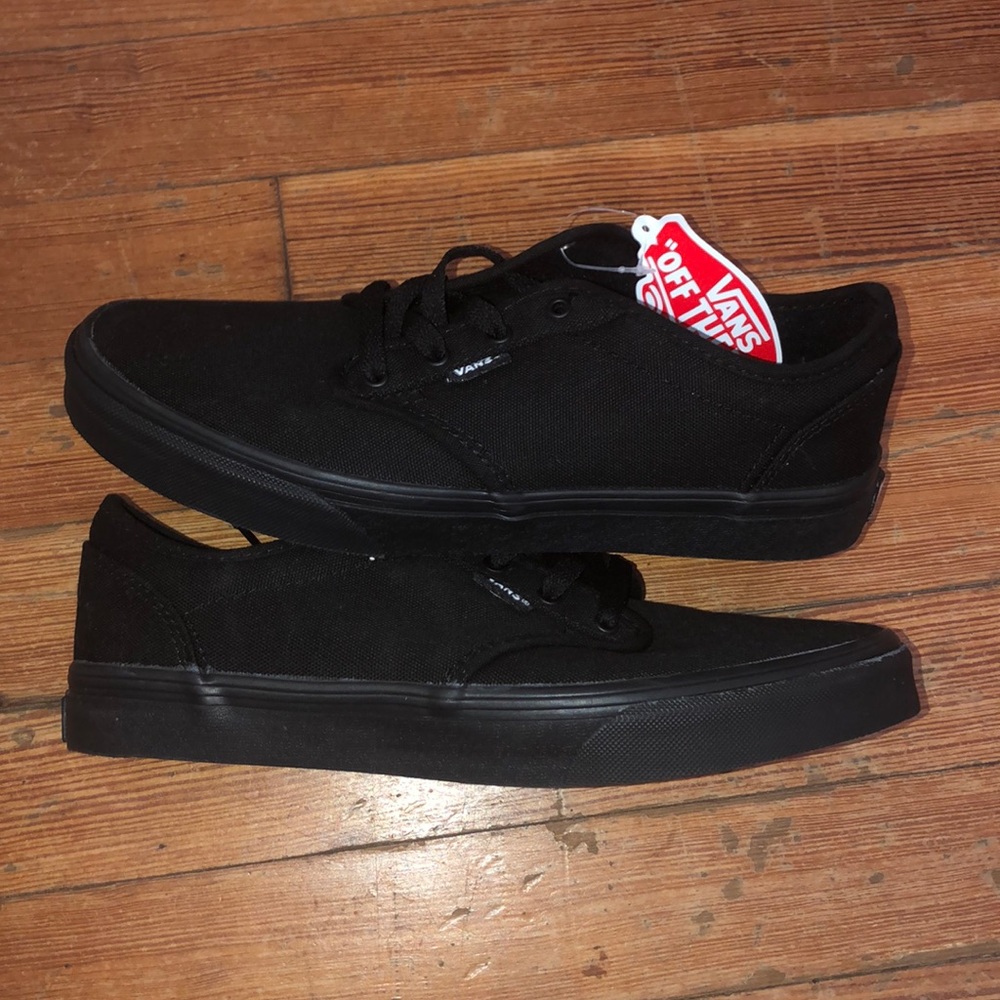 black atwood canvas vans